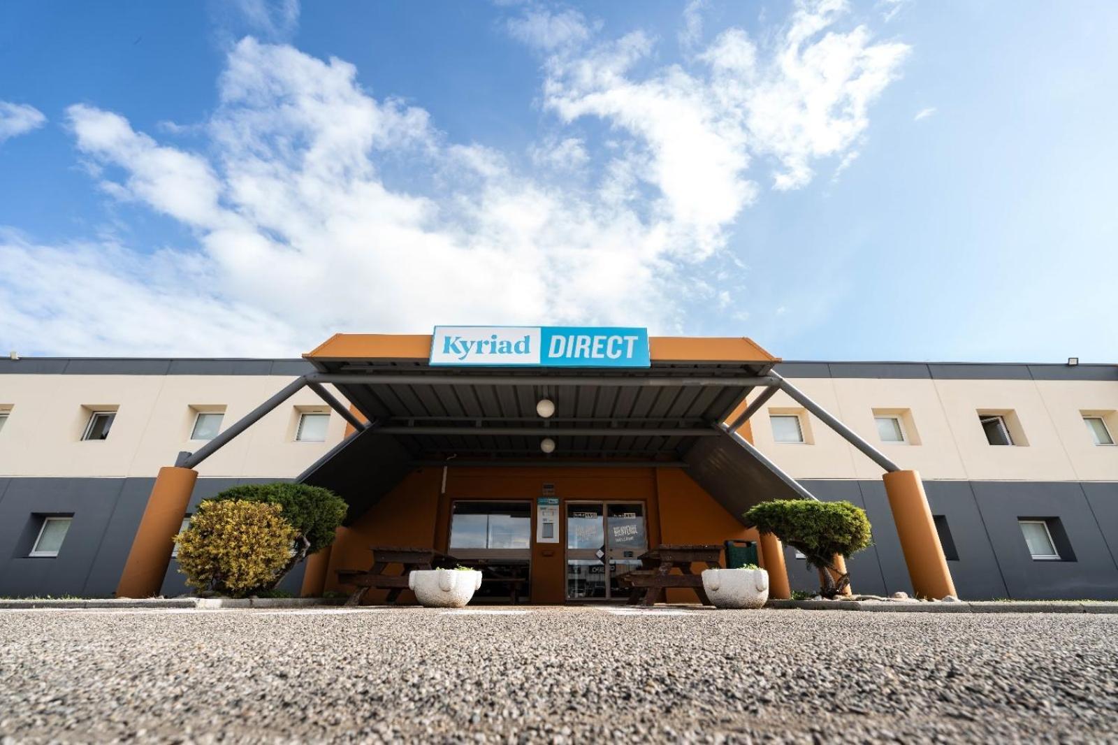 Kyriad Direct Brignoles - Provence Verte Экстерьер фото