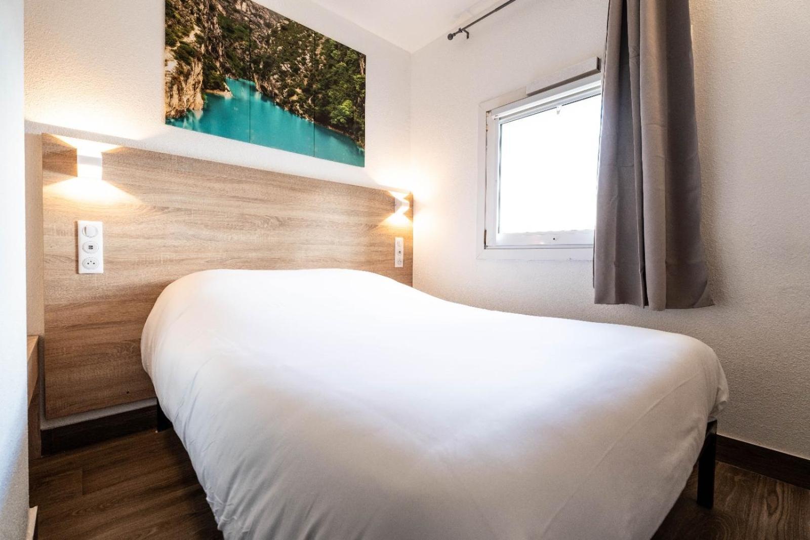 Kyriad Direct Brignoles - Provence Verte Экстерьер фото